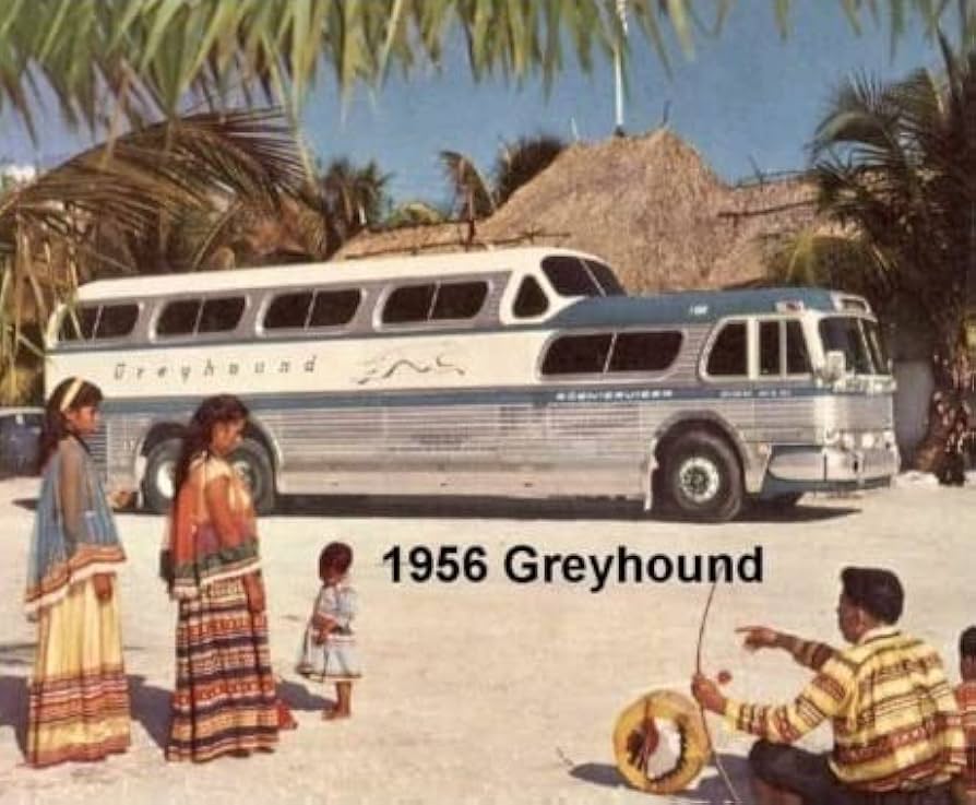 1954 グレイハウンド　バス　シーニークルーザー How This Fancy 1954–1956 Greyhound Bus Turned Into a Rolling